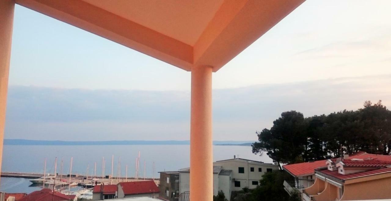 Apartments Mia Baška Voda Kültér fotó