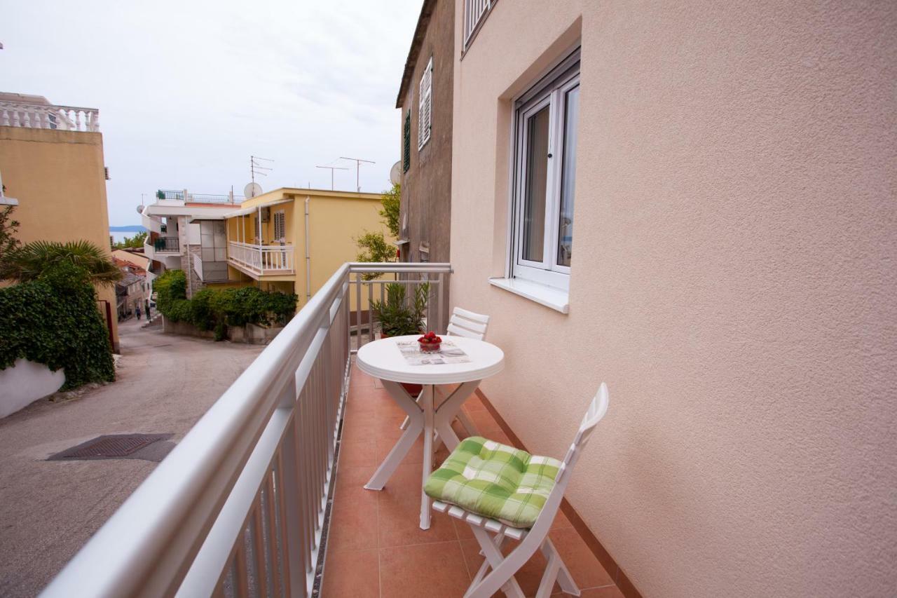 Apartments Mia Baška Voda Kültér fotó