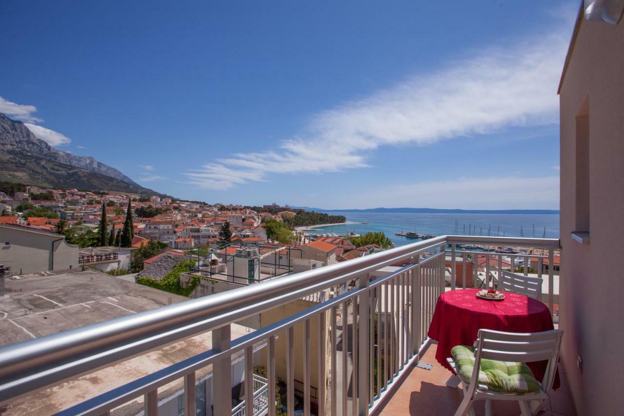 Apartments Mia Baška Voda Kültér fotó