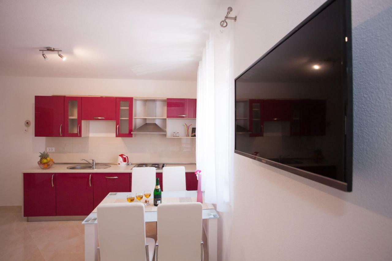 Apartments Mia Baška Voda Kültér fotó