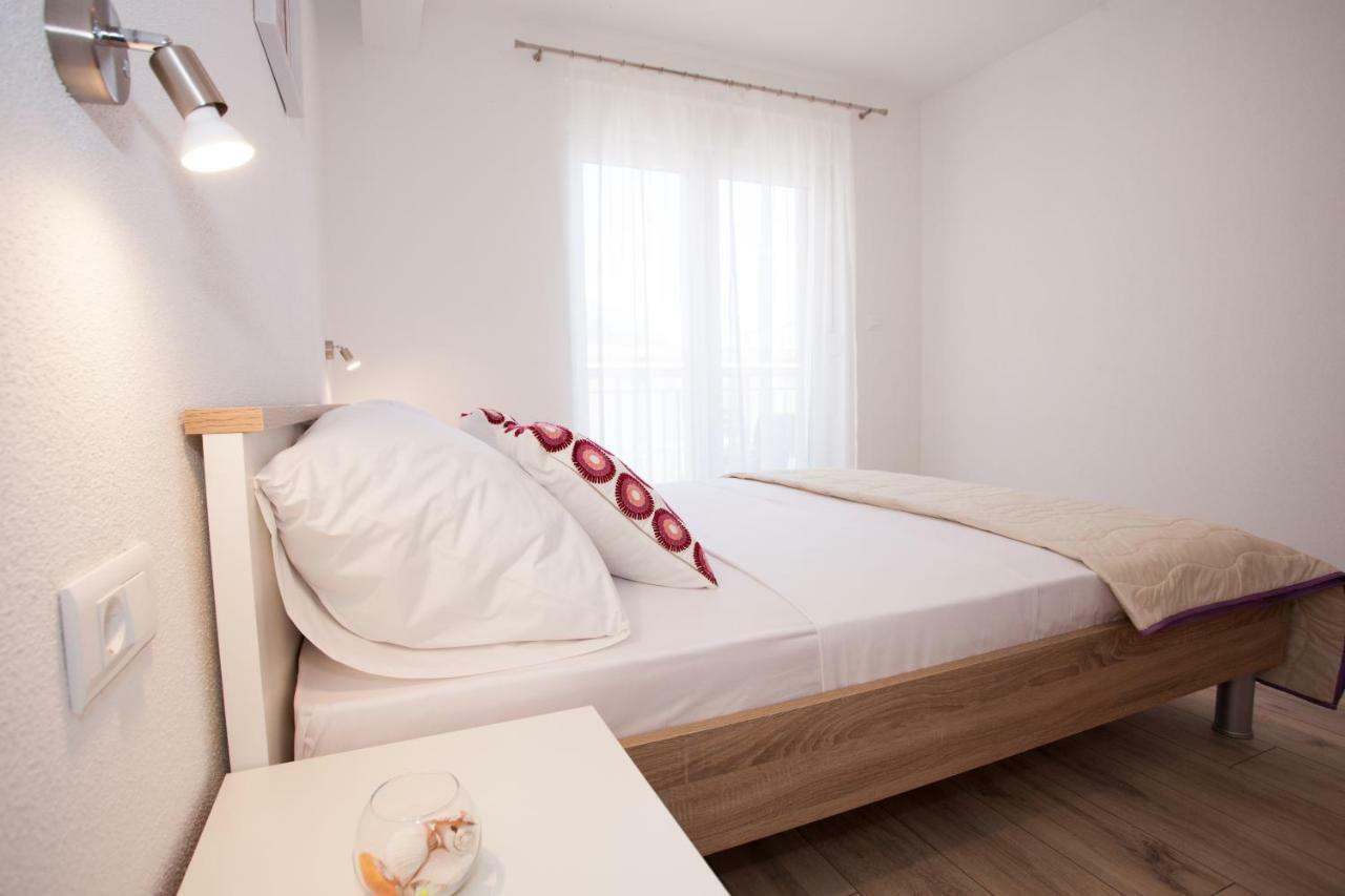 Apartments Mia Baška Voda Kültér fotó