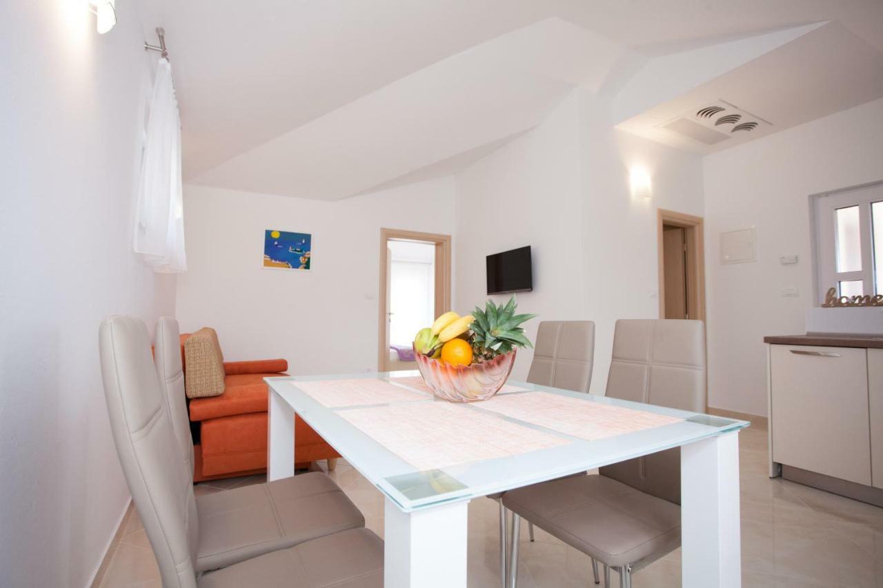 Apartments Mia Baška Voda Kültér fotó